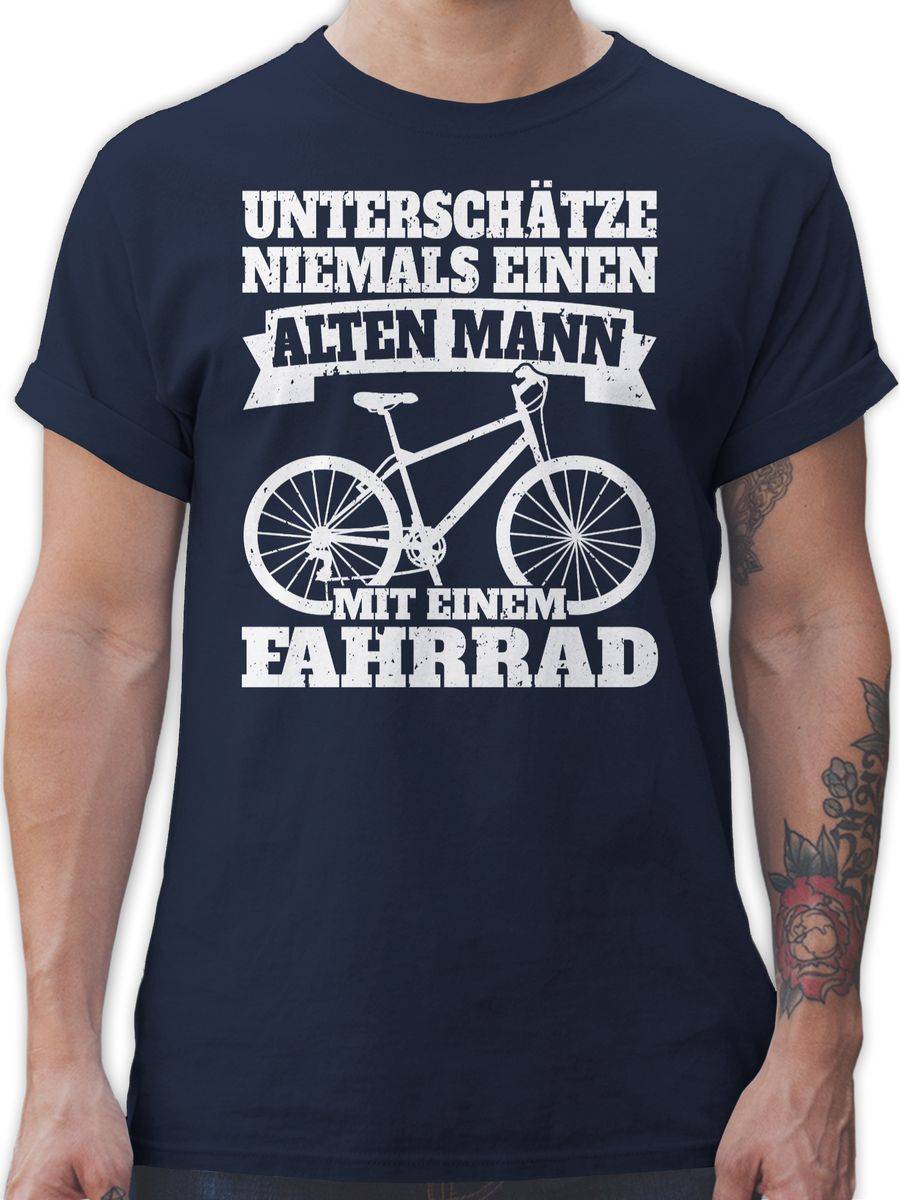 Shirtracer Unterschätze niemals einen alten Mann mit einem Fahrrad - weiß Shirts & Mehr Shirtracer