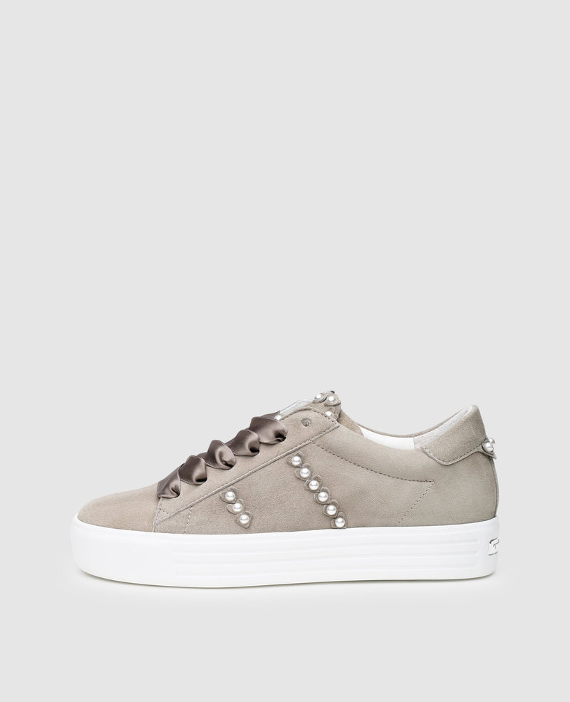 Shoepassion Moderner Sneaker aus Ziegenleder für Damen von Kennel & Schmenger Shoepassion