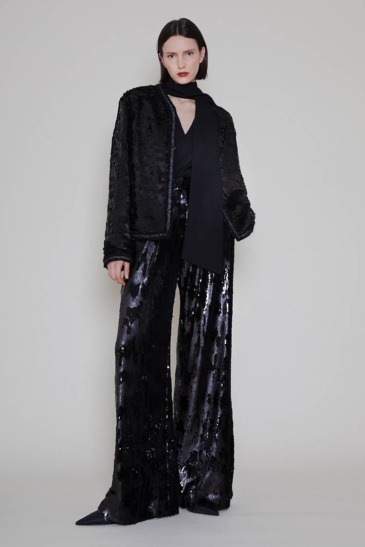 Sly 010 Ausgestellte Hose Mit Matten Und Schimmernden Pailletten