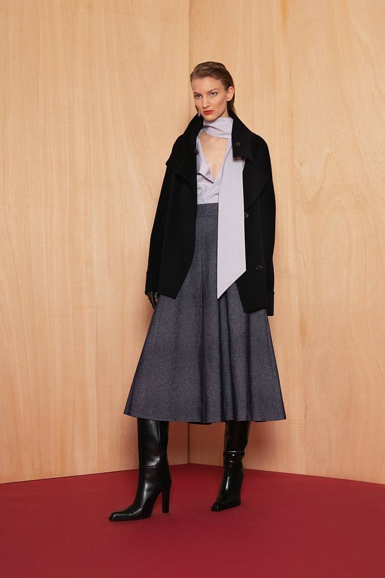 Sly 010 Gerade Geschnittene Doubleface-Jacke Mit Pattentaschen