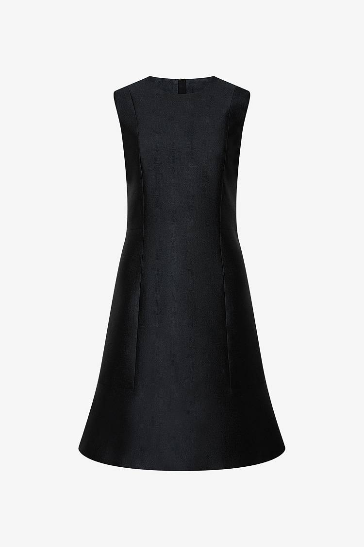 Sly 010 Ärmelloses tailliertes Kleid aus Taft