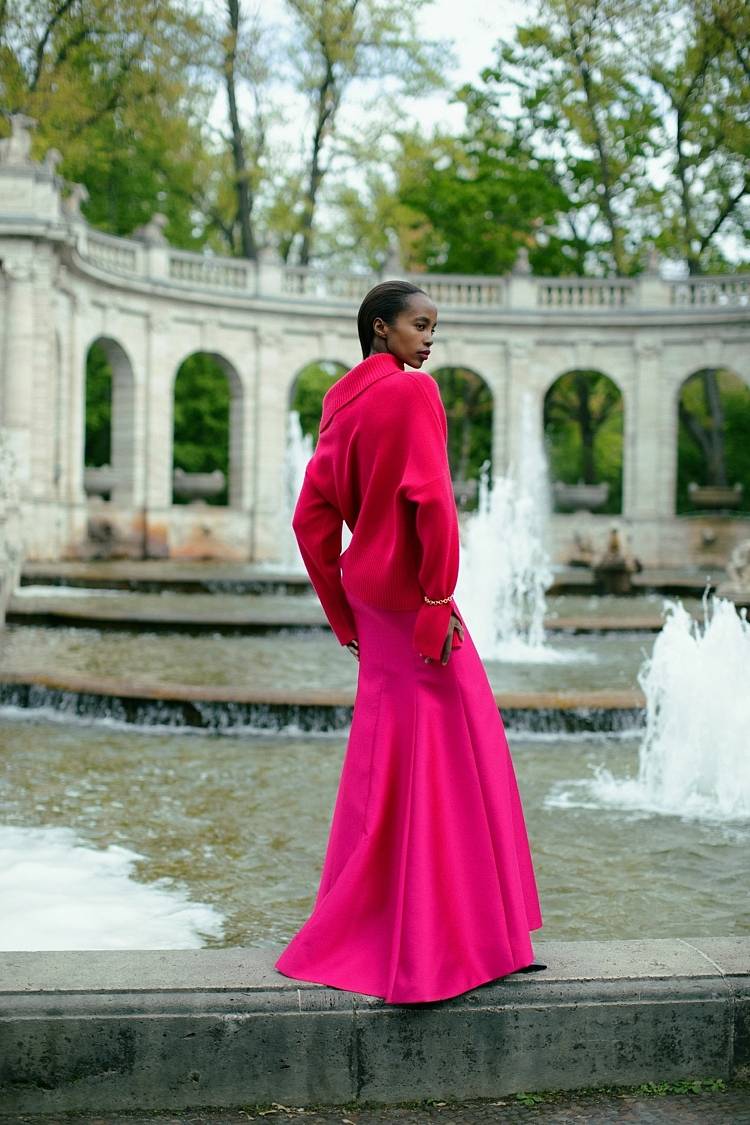 Sly 010 Bodenlanger Rock Aus Taft