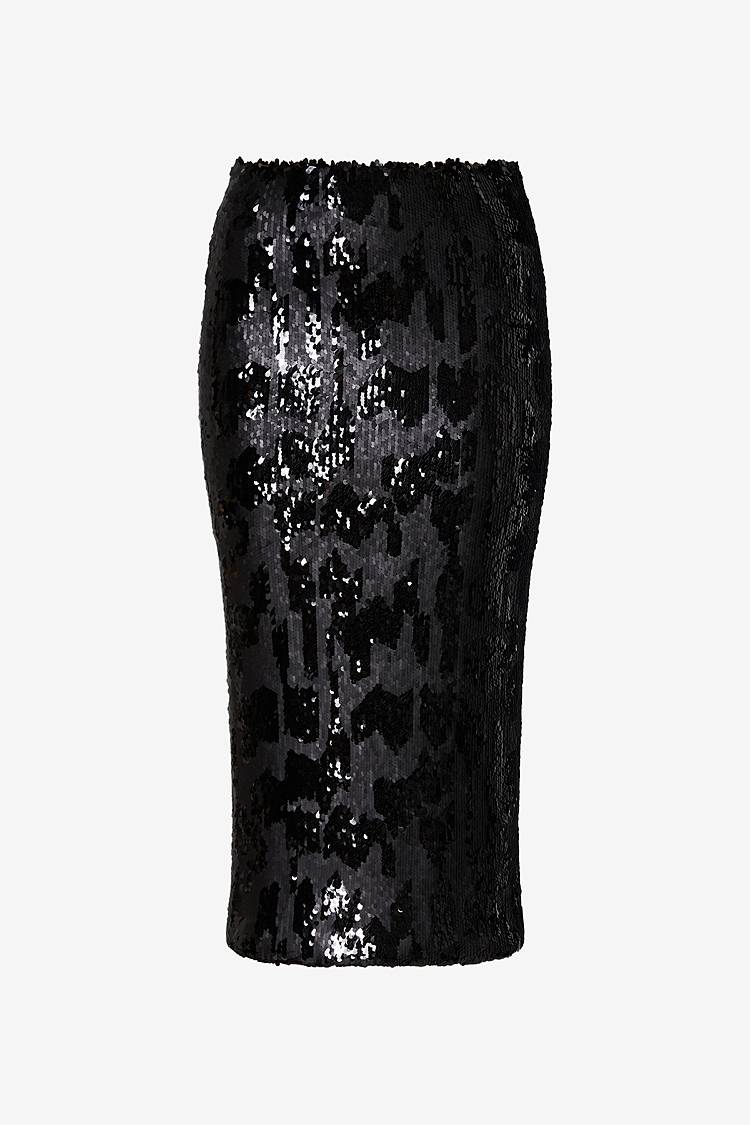 Sly 010 Eng anliegender Paillettenroc