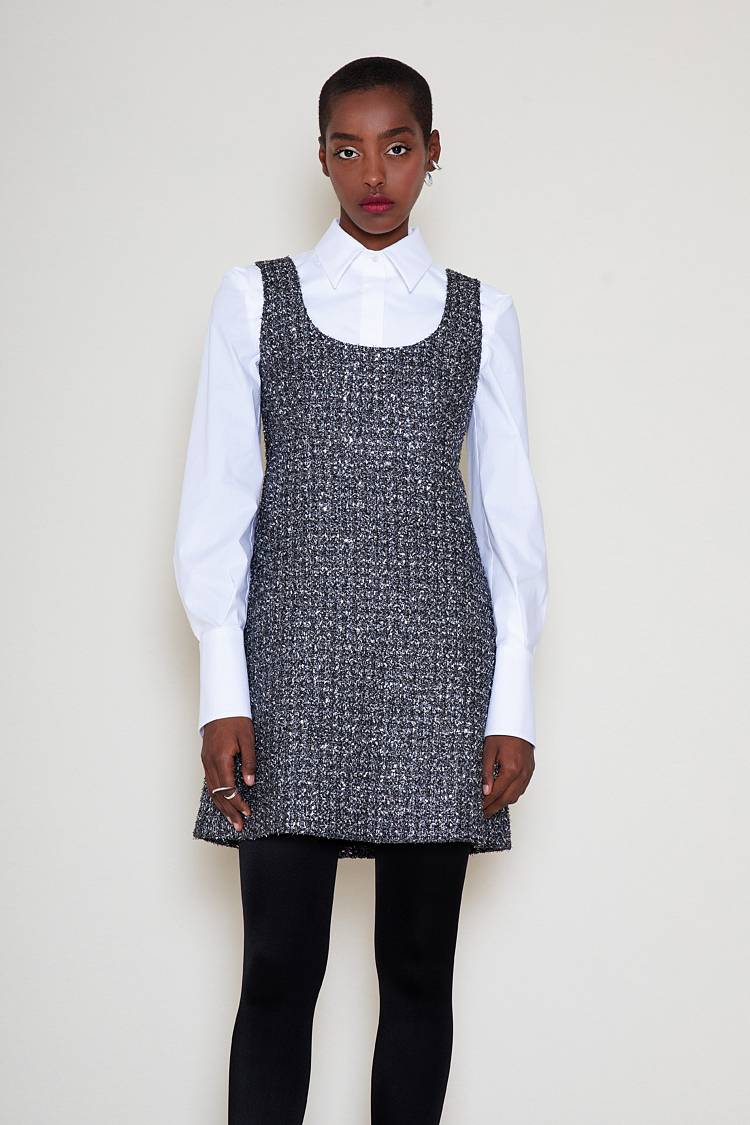 Sly 010 Feminines Kleid aus glitzerndem Tweed