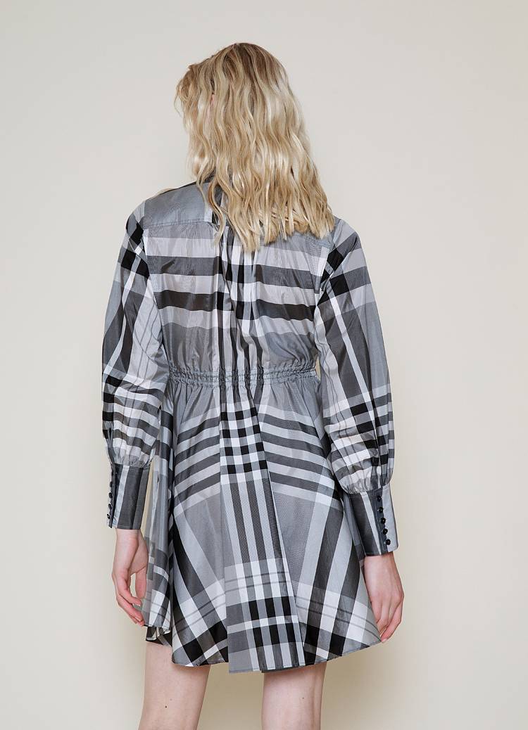 Sly 010 Hemdblusenkleid Mit Schwingendem Rock