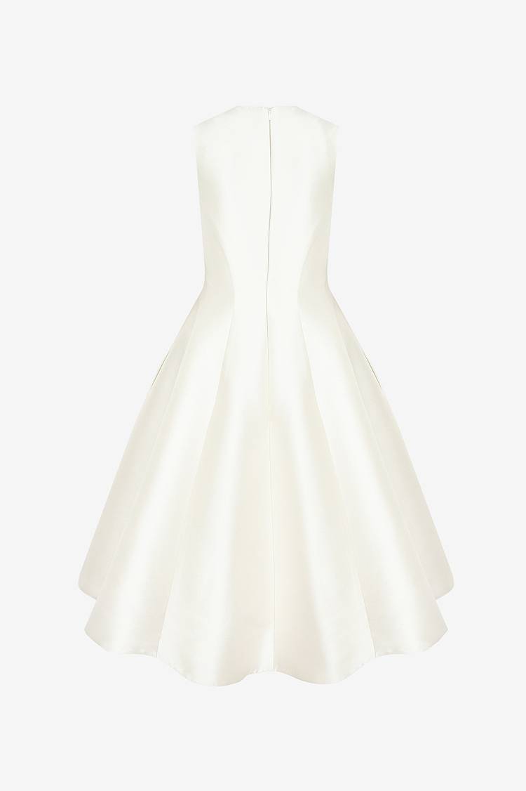 Sly 010 **Klassisches Hochzeitskleid**