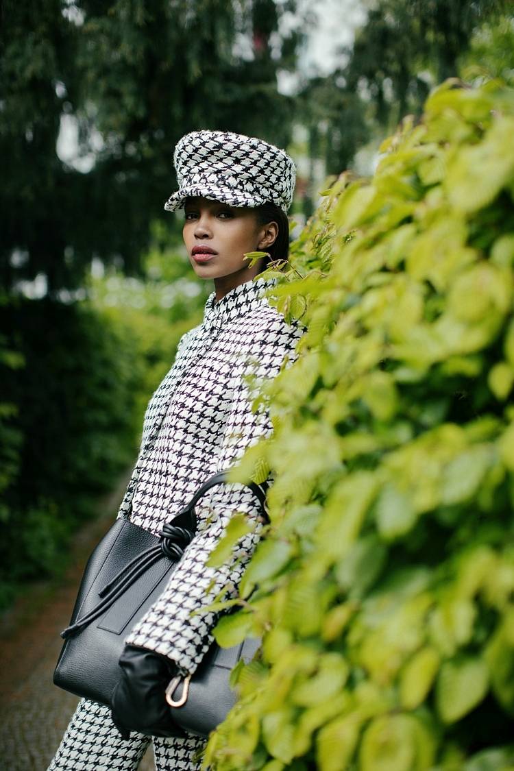 Sly 010 Kurze Jacke Mit Stehkragen