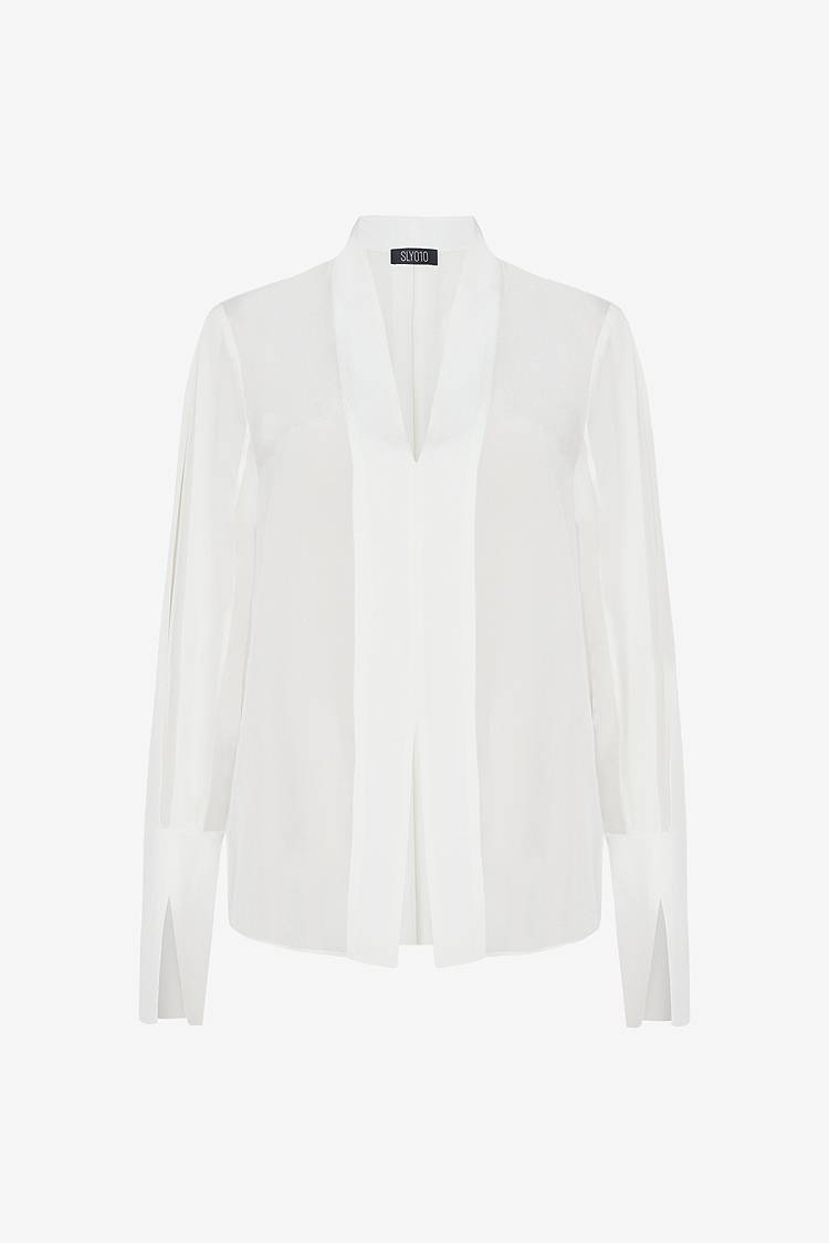 Sly 010 Schlichte Seidenbluse mit V-Ausschnitt