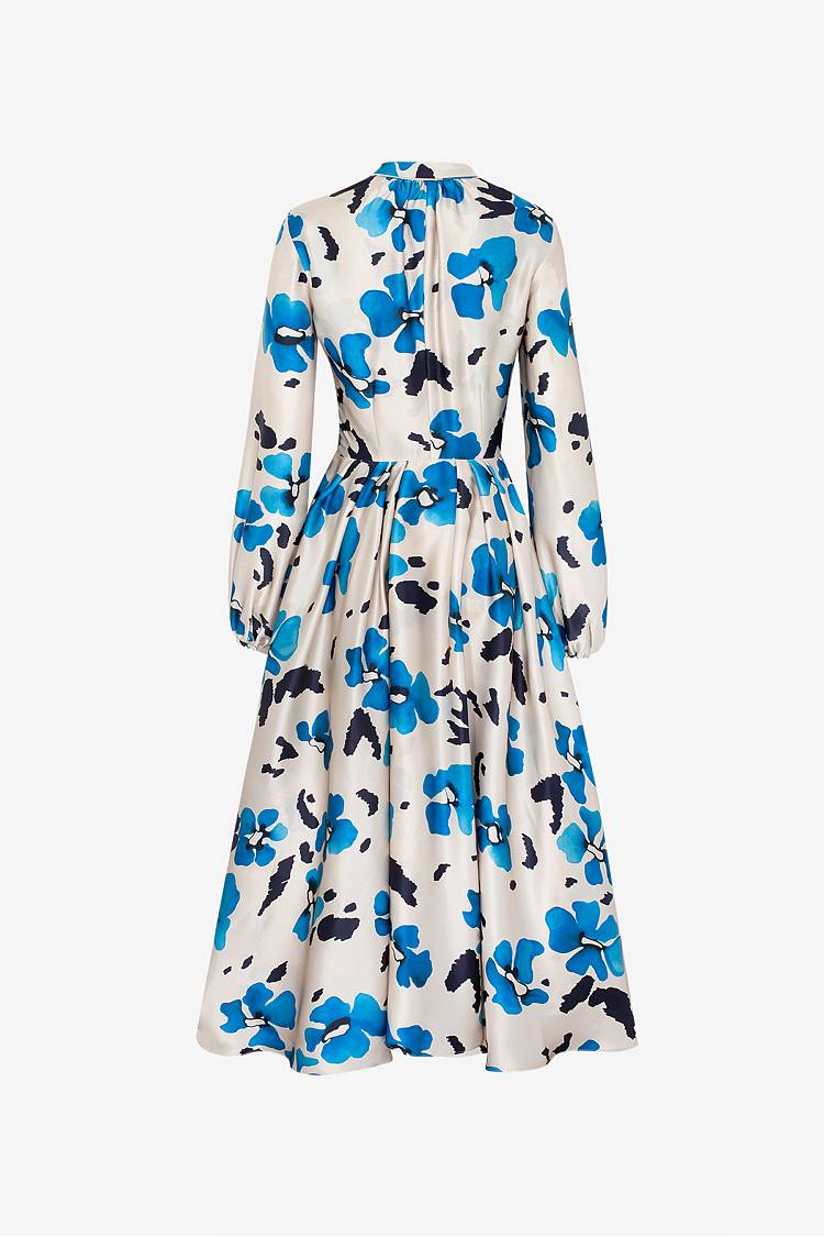 Sly 010 Tailliertes Midi-Kleid Aus Bedrucktem Seidensatin Mit Blumenmuster