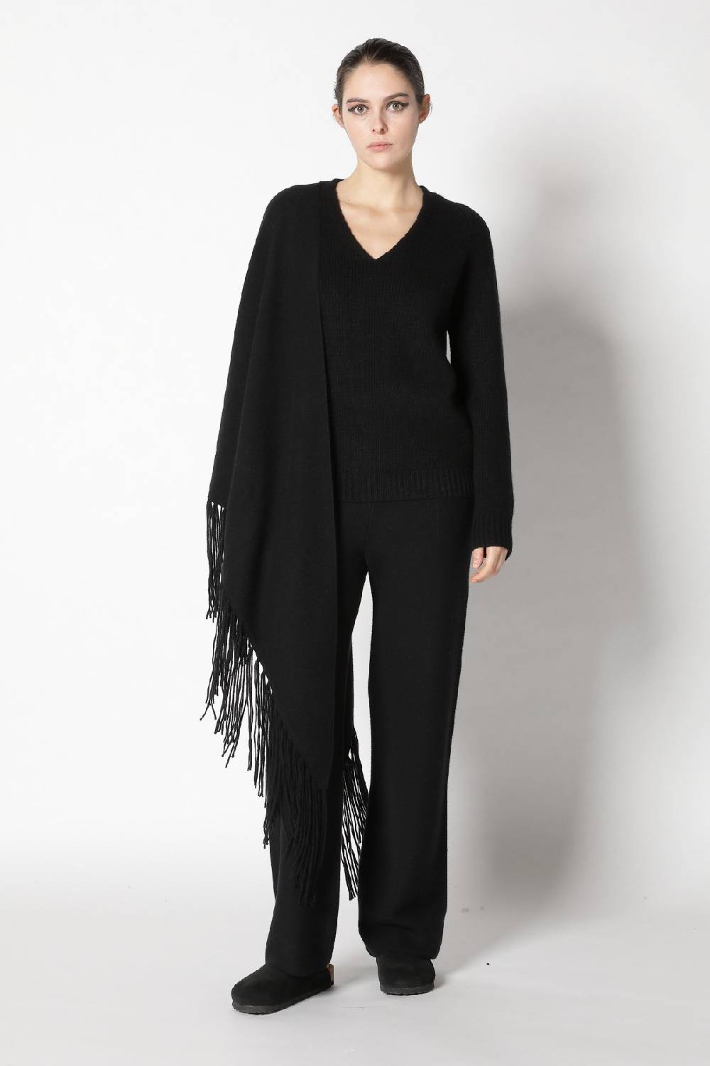 Sminfinity airy V jumper + garter triangle + garter palazzo pants Sminfinity airy V jumper + garter triangle + garter palazzo pants