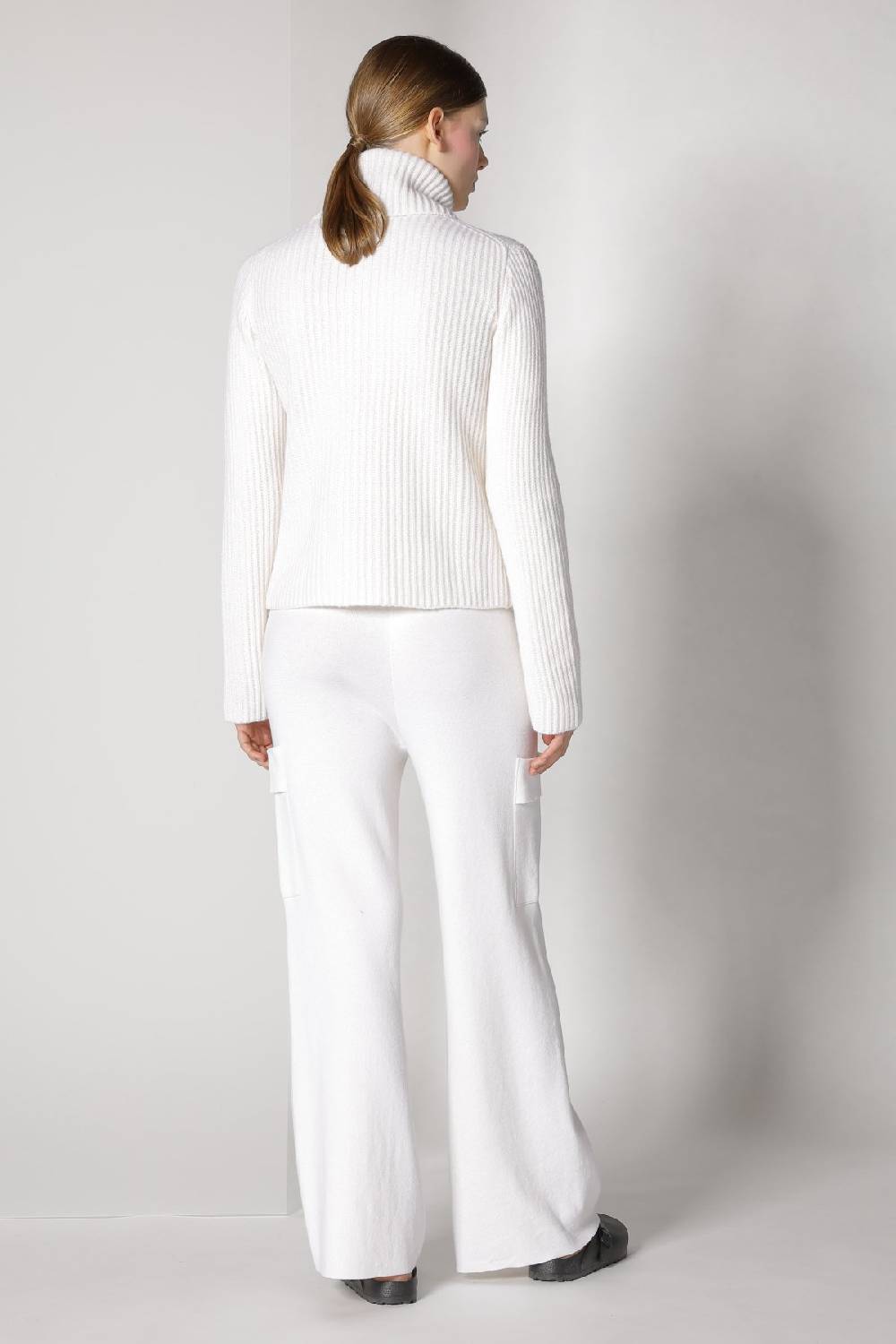 Sminfinity Blurry Ribbed Zip-jacket + Cargo Bellbottom Pants