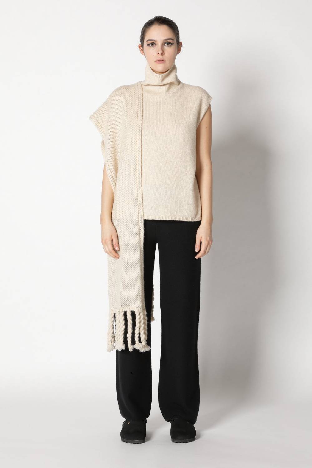 Sminfinity blurry turtle top + garter palazzo pants + blurry chunky scarf