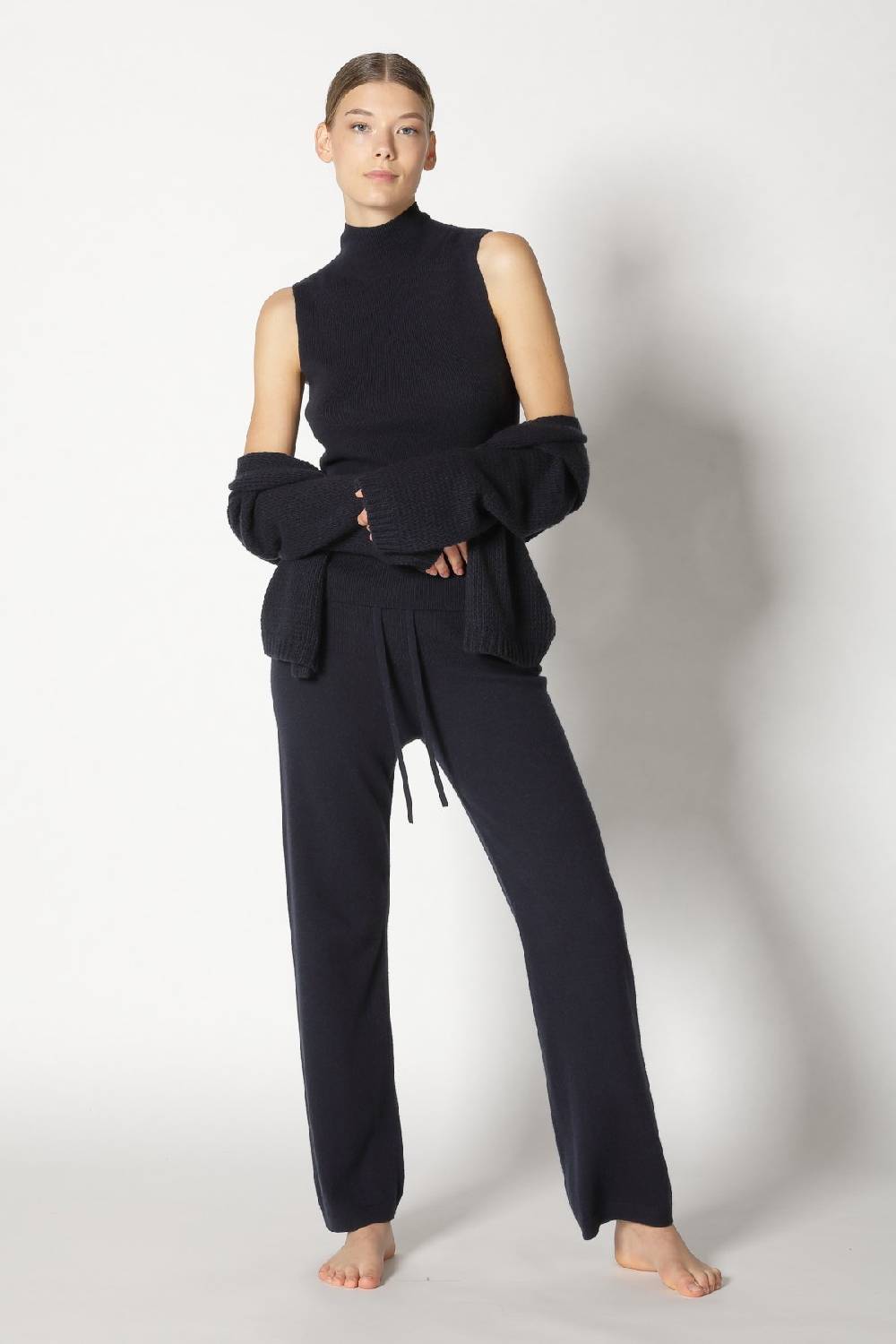 Sminfinity Chilly Loose & Tight Cardy + Chilly Fitted Top + Chilly Pants