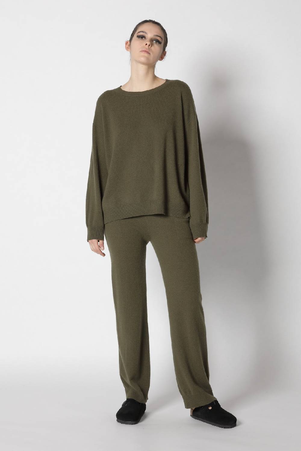 Sminfinity Chunky Turtle Flap + Infinite Crew Jumper + Infinite Palazzo Pants