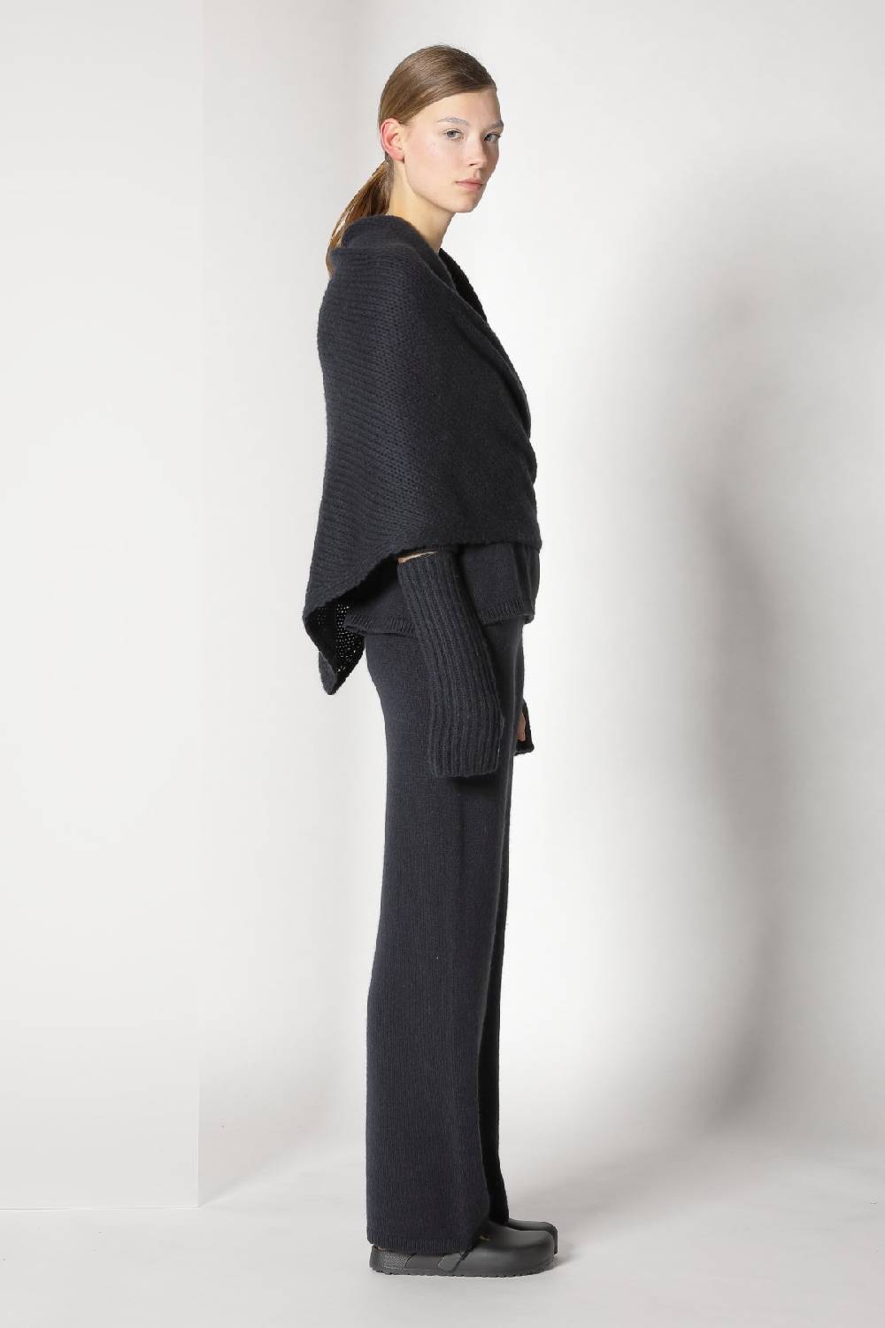 Sminfinity Cosy Triangle Scarf + Cosy Gauntlets + Cosy Crew Jumper + Cosy Palazzo Pants