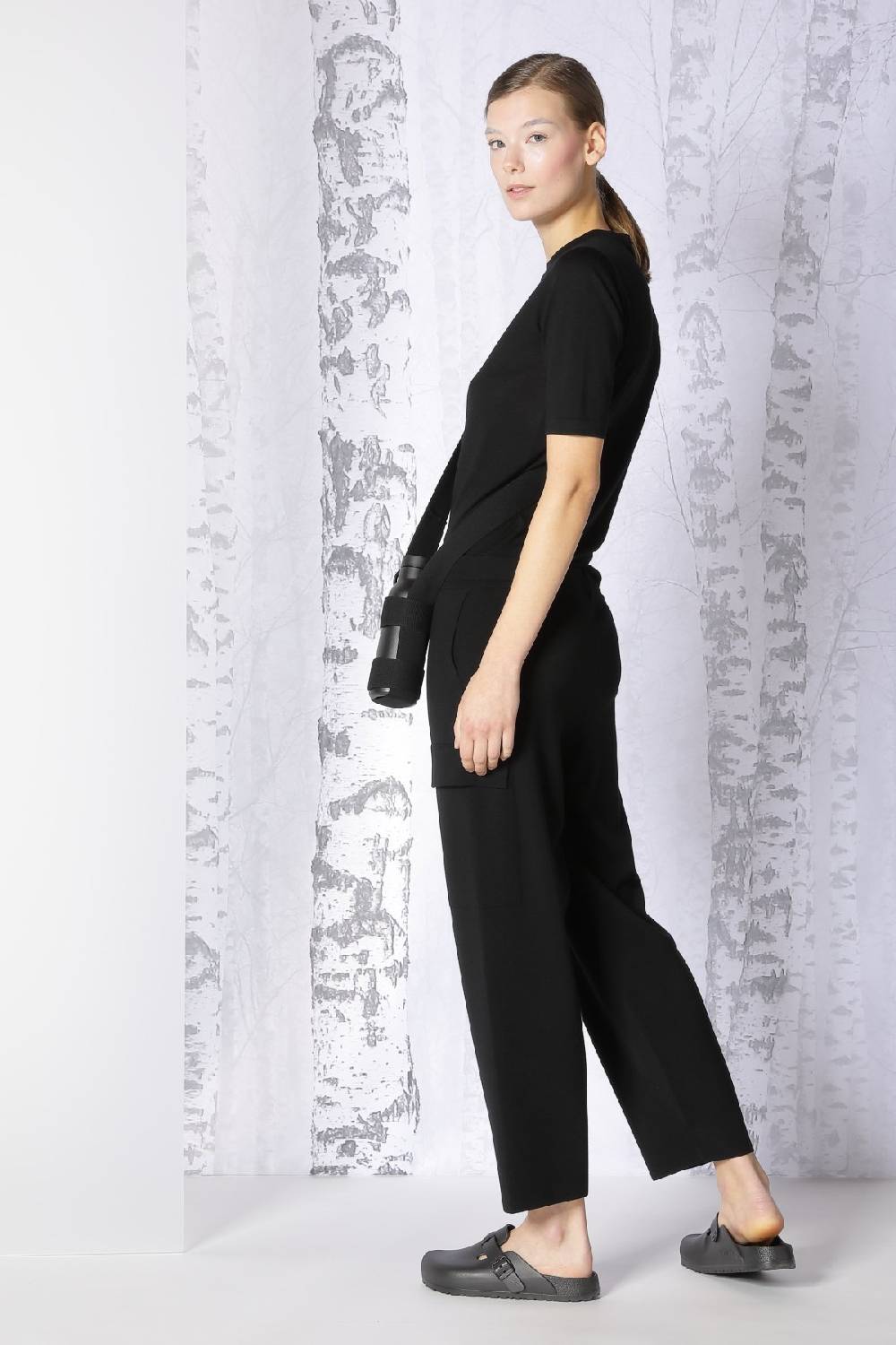 Sminfinity Extrafine Fitted T + Milano Cropped Cargo Pants