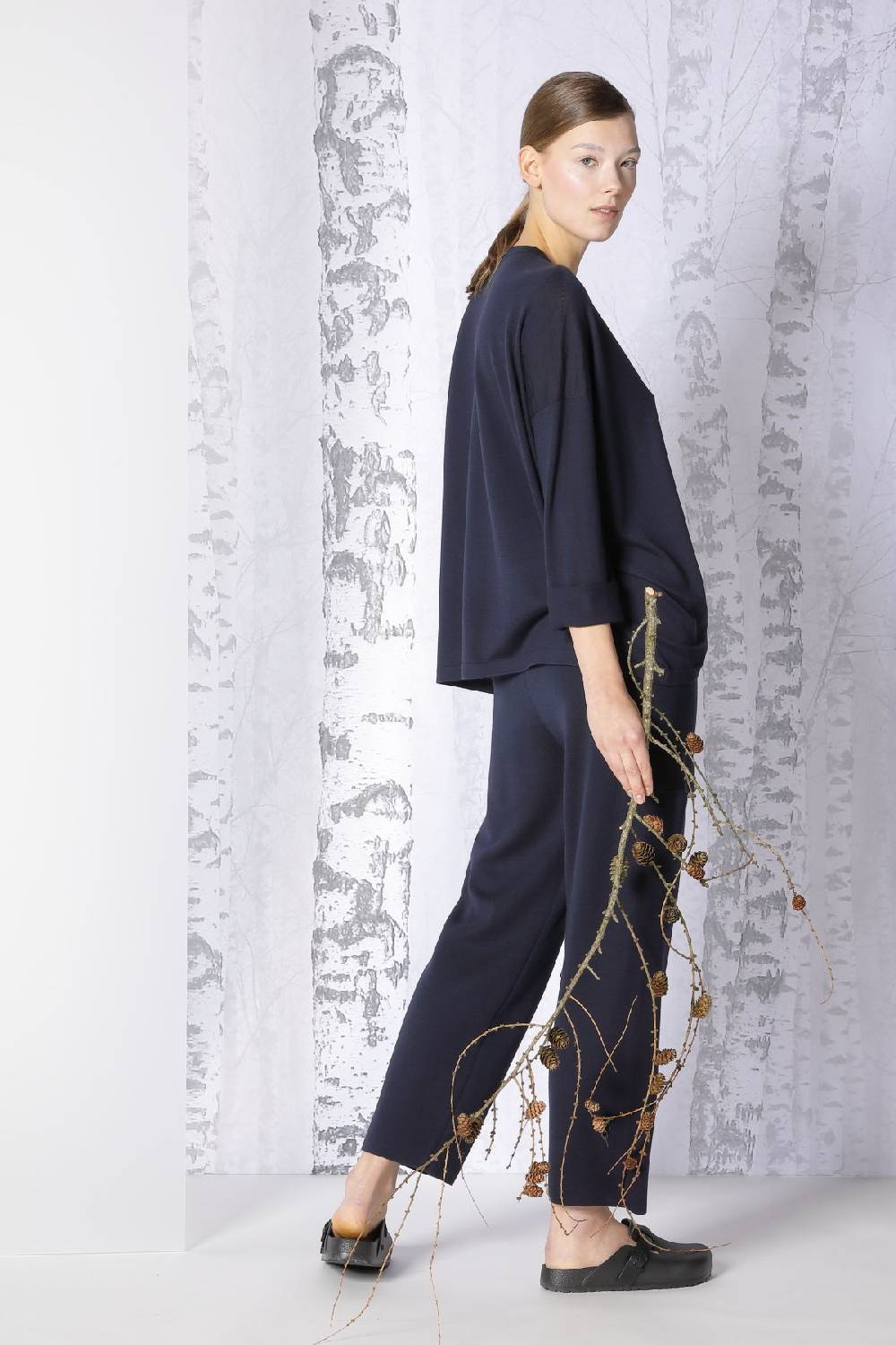 Sminfinity Extrafine Oversized V + Milano Cropped Cargo Pants