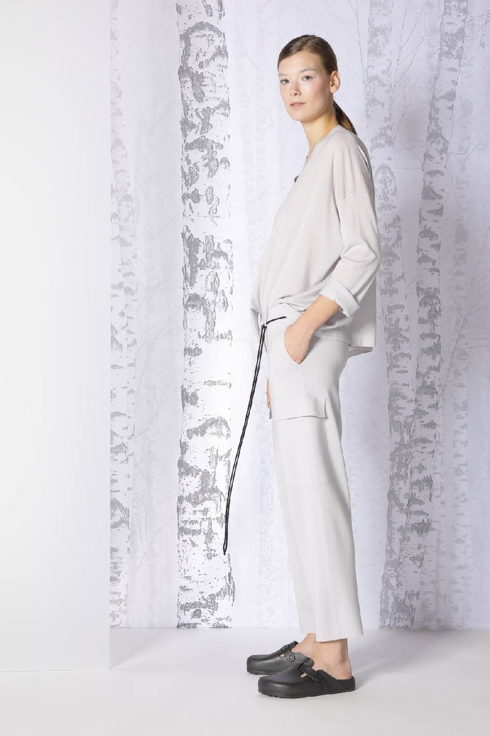 Sminfinity Extrafine Oversized V + Milano Cropped Cargo Pants