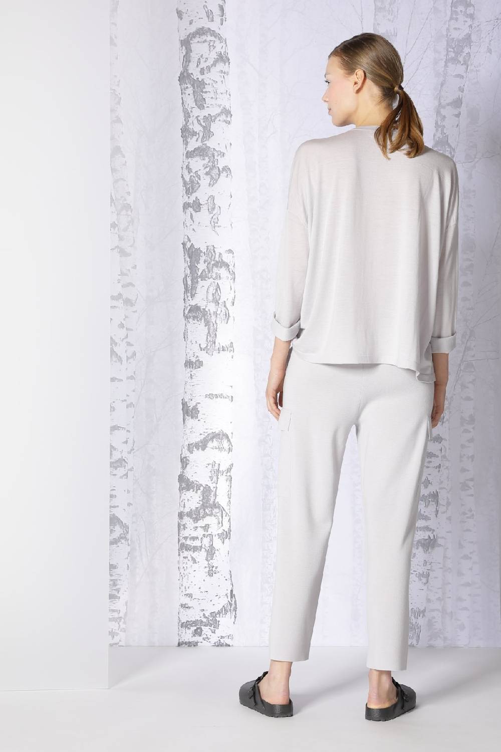 Sminfinity Extrafine Oversized V + Milano Cropped Cargo Pants