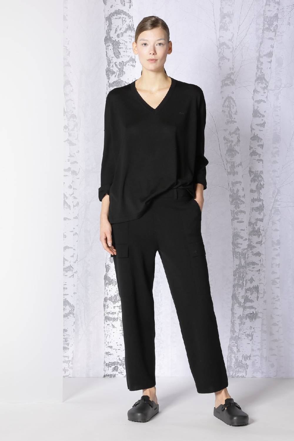 Sminfinity extrafine oversized V + milano cropped cargo pants