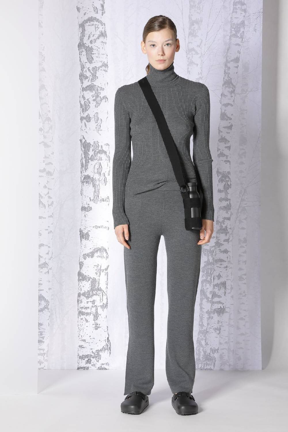 Sminfinity Extrafine Rib Turtle + Milano Cropped Cargo Pants