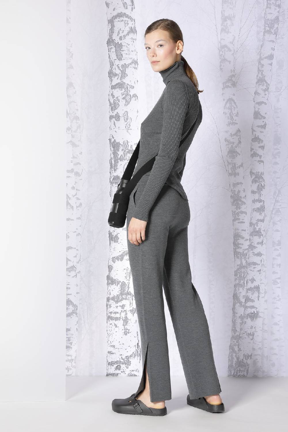 Sminfinity Extrafine Rib Turtle + Milano Slitted Pants