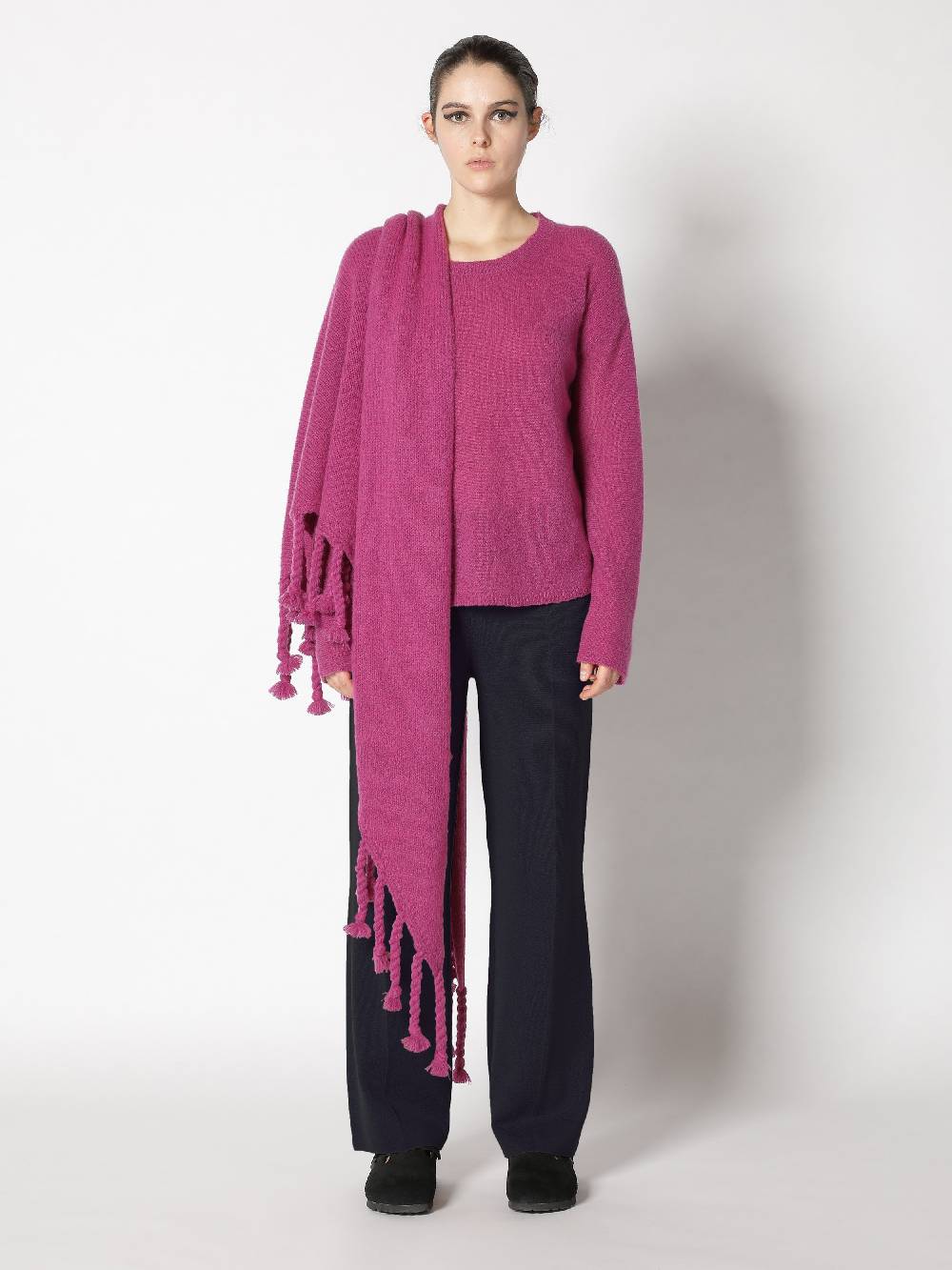 Sminfinity fluffy crewneck + fluffy triangle + silky suit pants