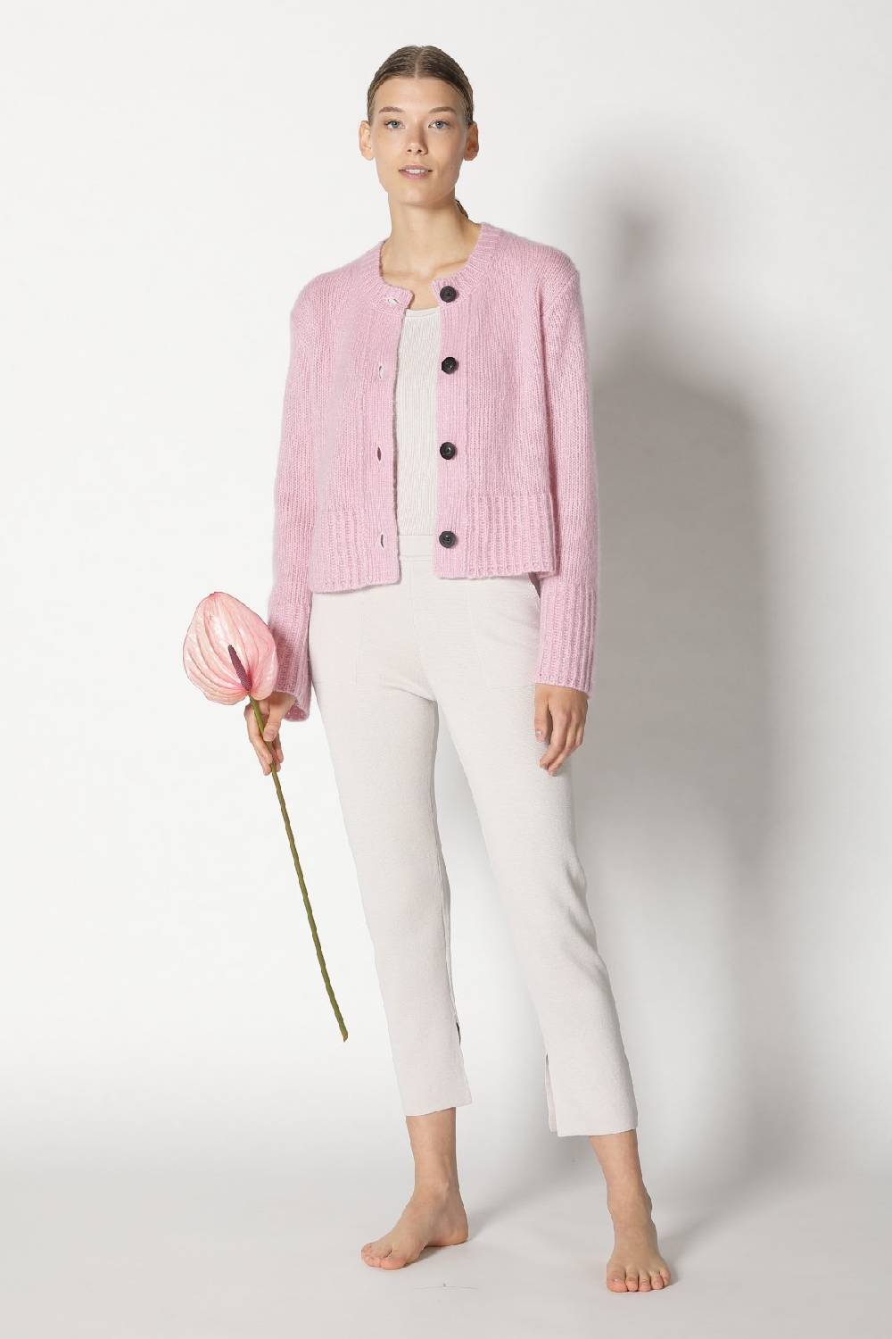 Sminfinity fluffy cropped jacket + silky rib tank top + silky cropped pants