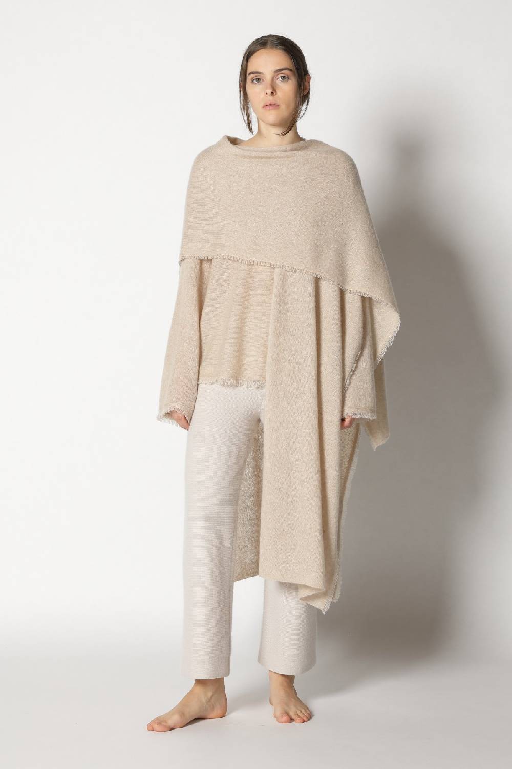 Sminfinity fluffy fringe boatneck + fluffy fringe cape + garter cropped pants