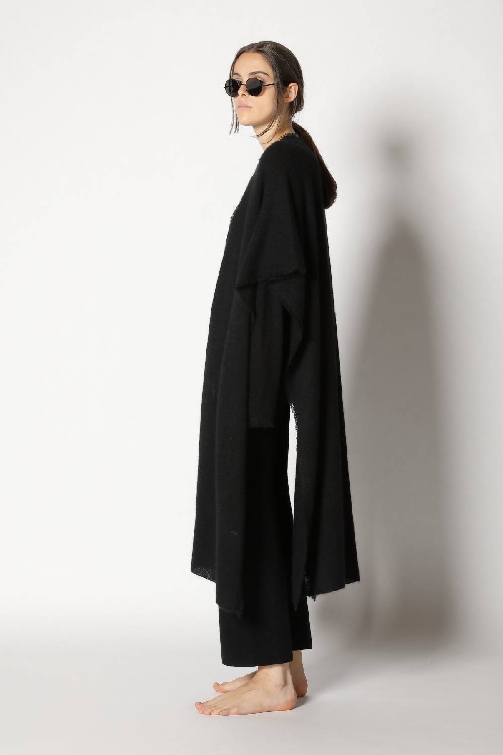 Sminfinity Fluffy Fringe Boatneck + Fluffy Fringe Cape + Garter Cropped Pants