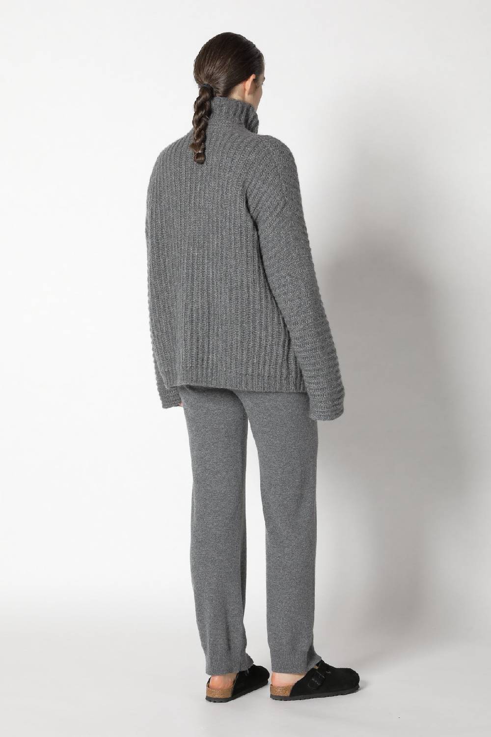 Sminfinity Fluffy Rib Jacket + Fluffy Rib Turtle + Infinite Palazzo Pants