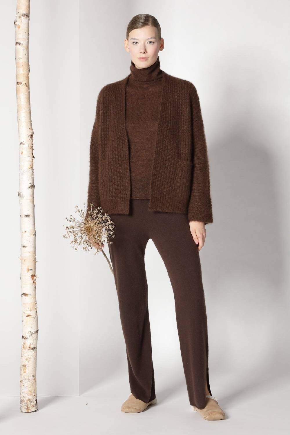 Sminfinity fluffy ribbed jacket + fluffy 1 Ply turtleneck + pure slitted pants