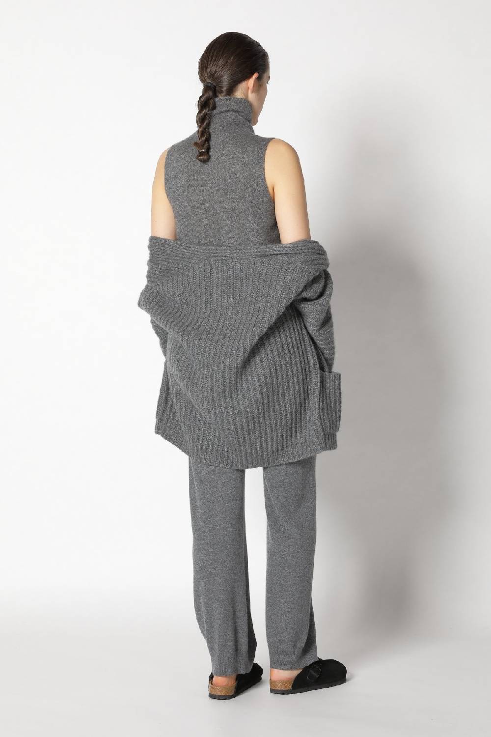 Sminfinity Fluffy Turtle Top + Fluffy Rib Jacket + Infinite Palazzo Pants