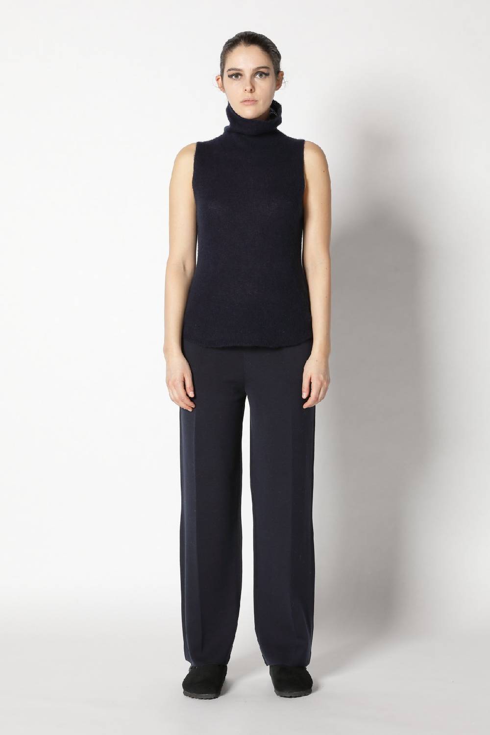 Sminfinity Fluffy Turtle Top + Fluffy Triangle + Silky Suit Pants