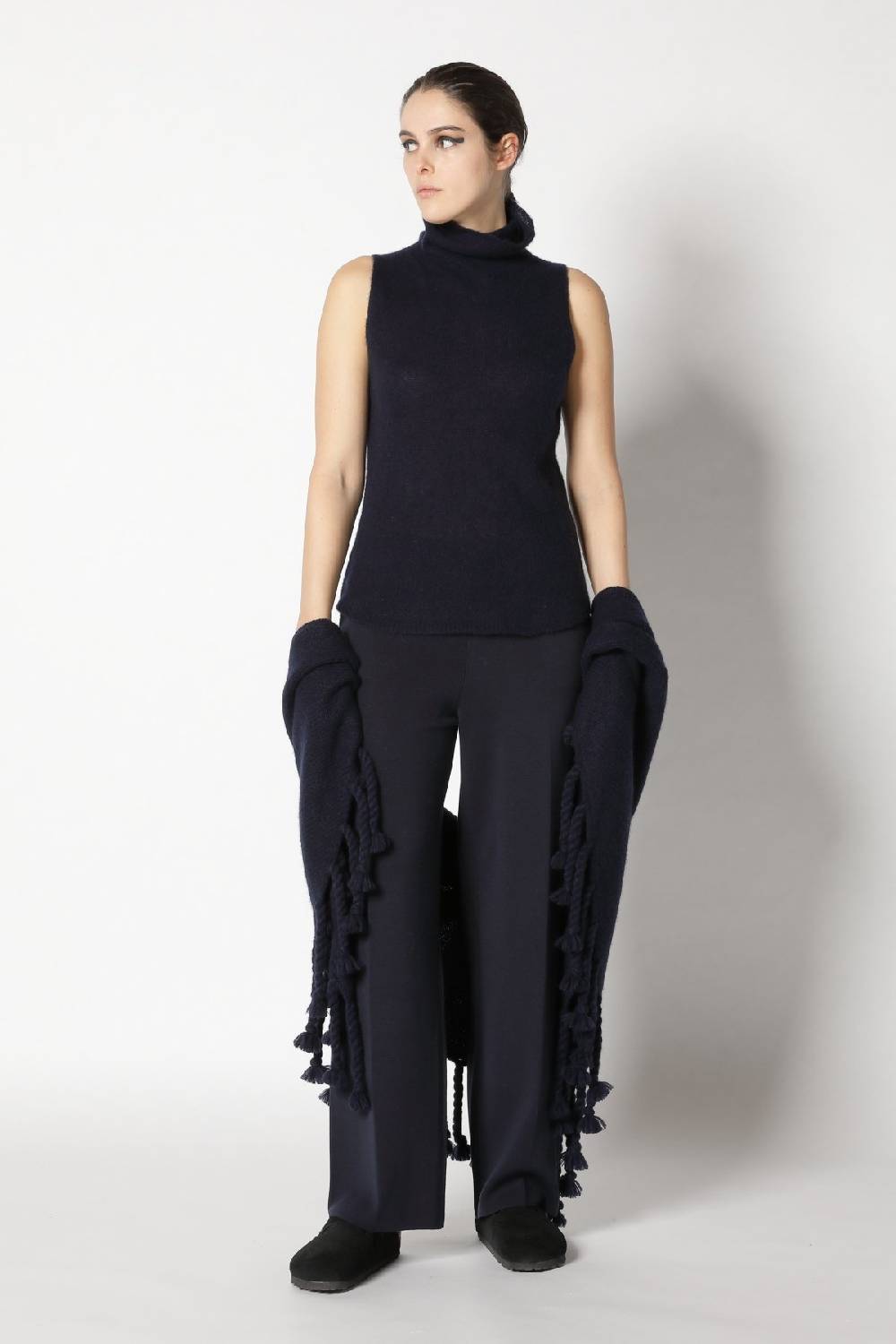 Sminfinity fluffy turtle top + fluffy triangle + silky suit pants