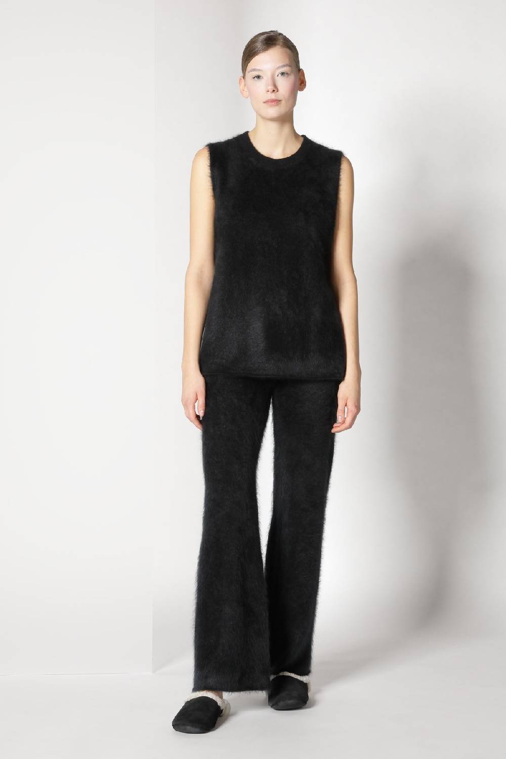 Sminfinity Furry Triangle Scarf + Furry A Top + Furry Pants