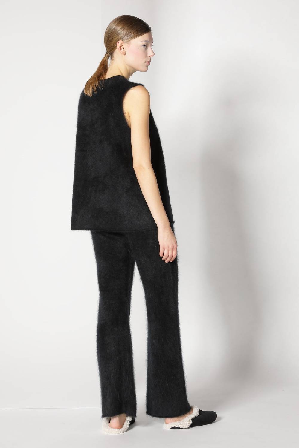 Sminfinity Furry Triangle Scarf + Furry A Top + Furry Pants