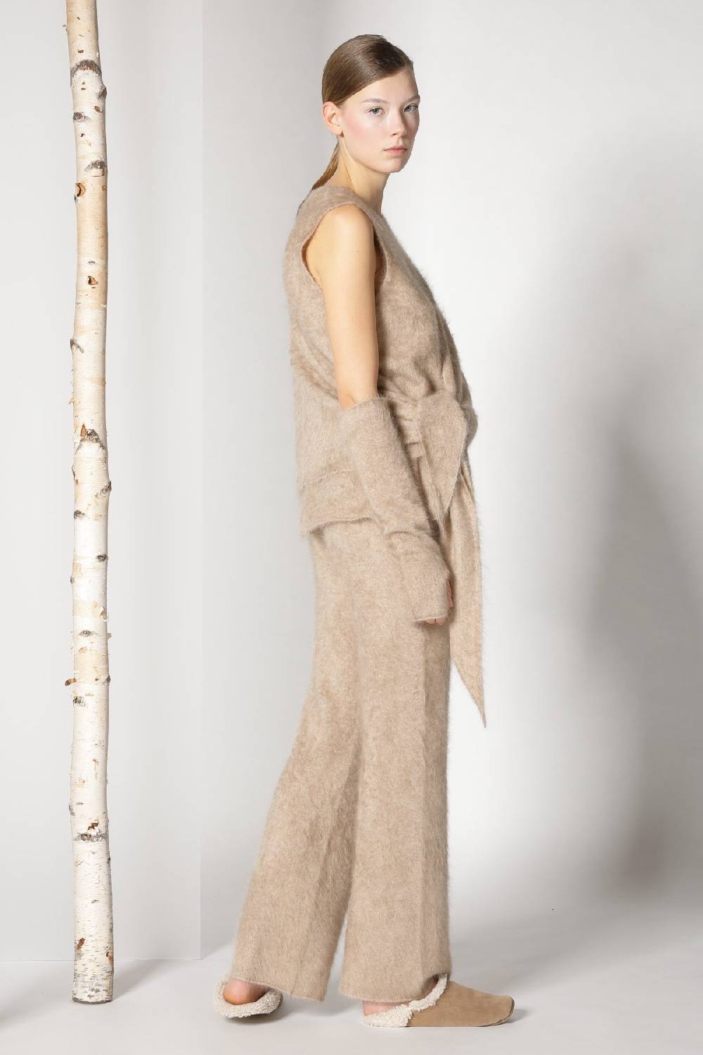 Sminfinity Furry Triangle Scarf + Furry A Top + Furry Pants