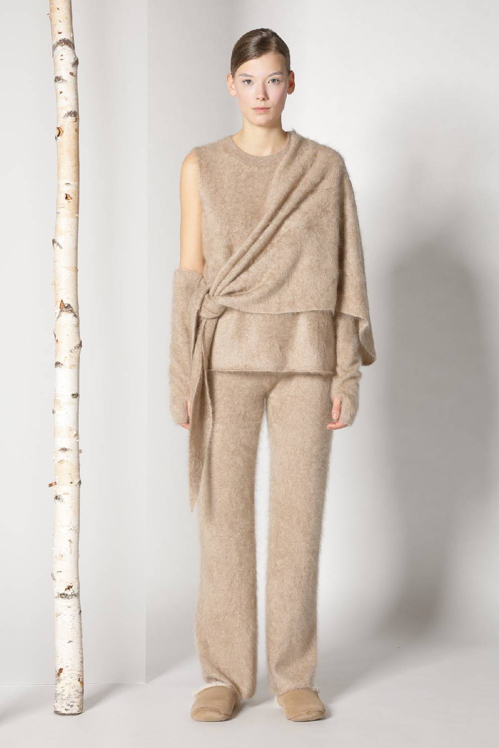 Sminfinity furry triangle scarf + furry A top + furry pants Sminfinity furry triangle scarf + furry A top + furry pants