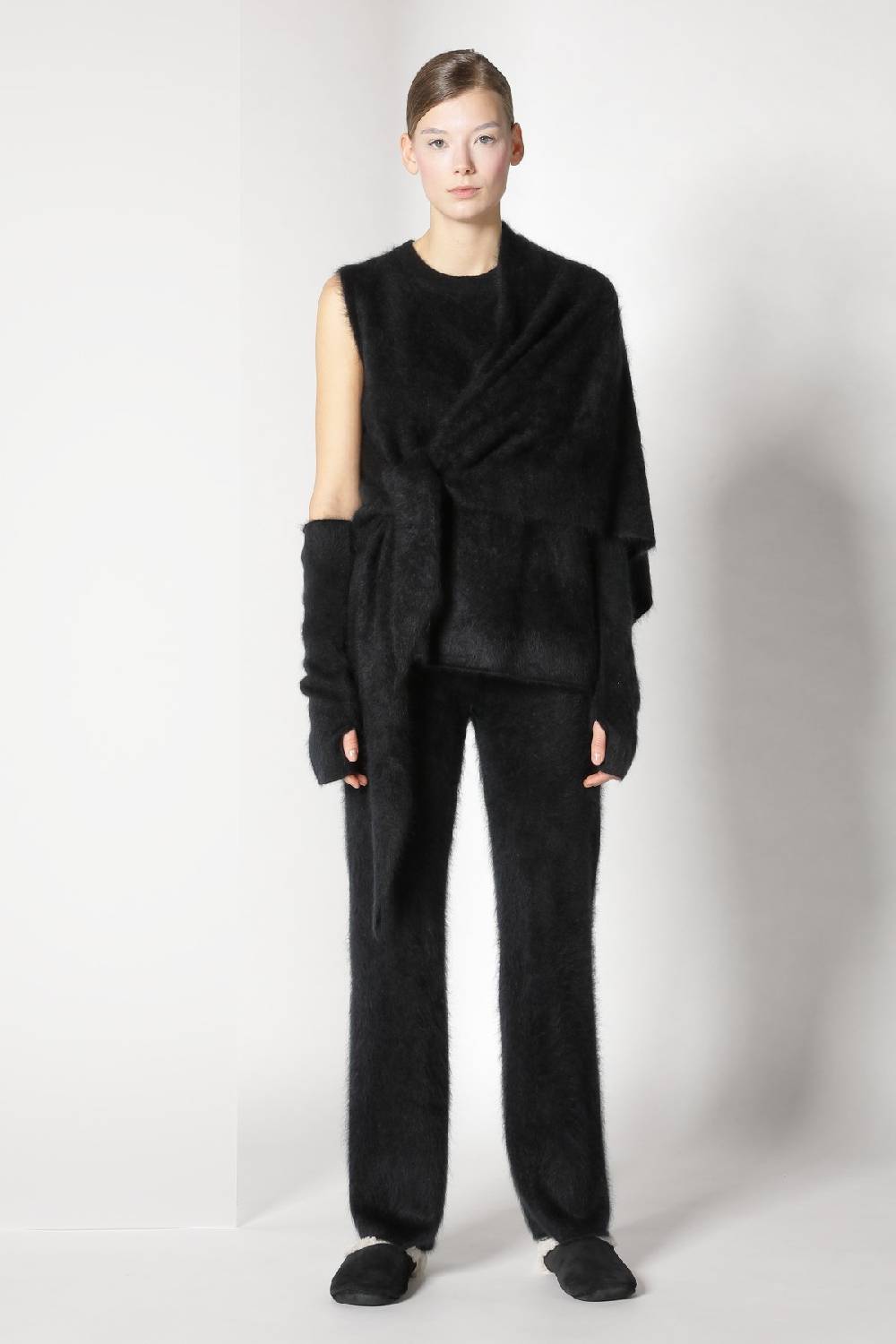 Sminfinity furry triangle scarf + furry A top + furry pants Sminfinity furry triangle scarf + furry A top + furry pants