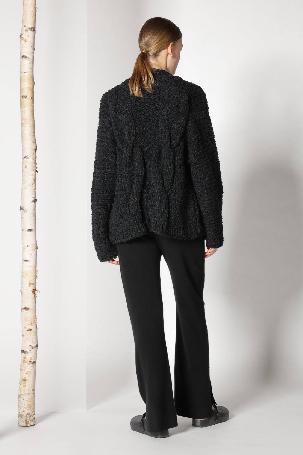 Sminfinity Handknitted Cable Jacket + Pure All Needle Top + Pure Slitted Pants