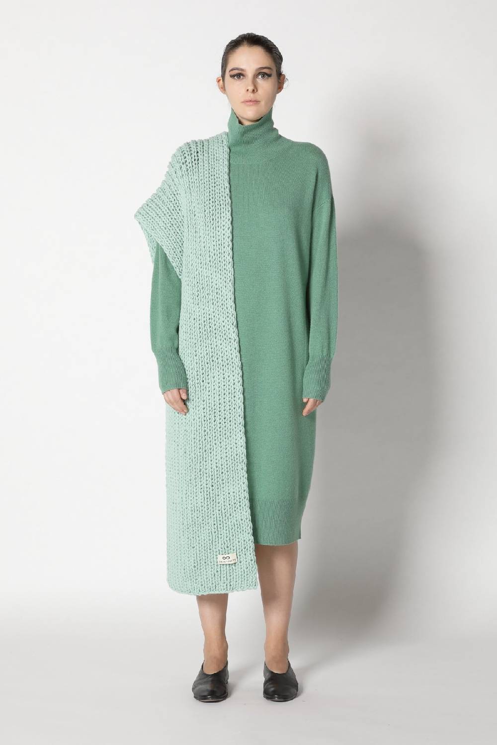 Sminfinity infinite turtle dress + loosely 1x1 rib scarf