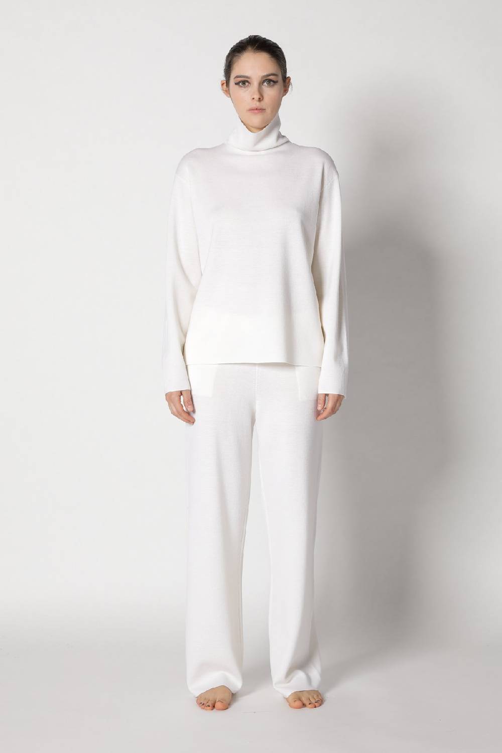 Sminfinity Milano Turtle Jumper + Milano Slim Cut Pants