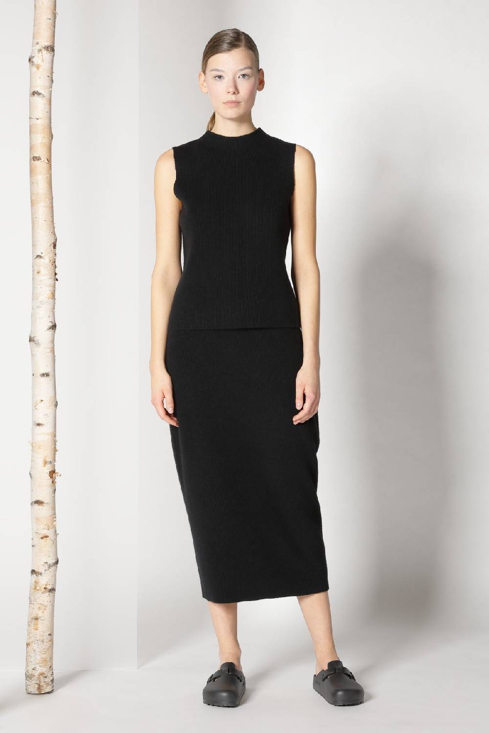 Sminfinity Pure All Needle Cardigan + Pure All Needle Top + Pure All Needle Tulip Skirt