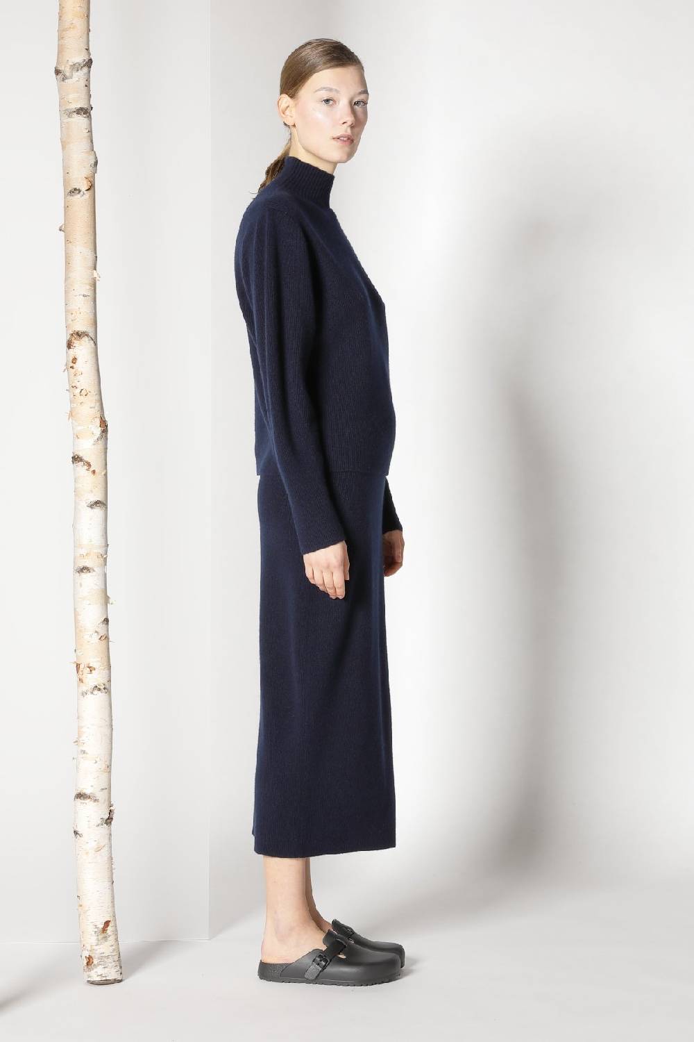 Sminfinity Pure All Needle Jumper + Pure All Needle Tulip Skirt