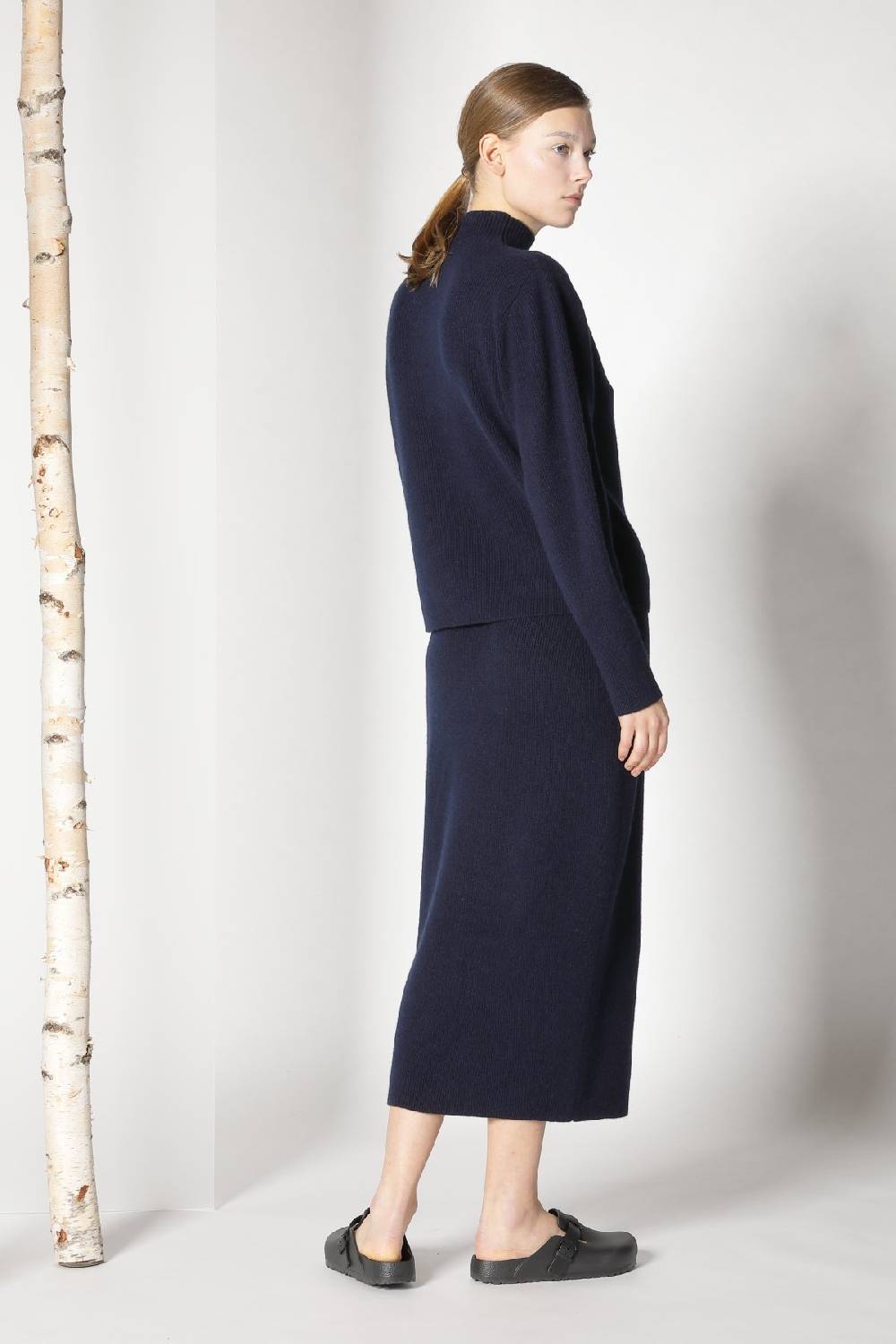 Sminfinity Pure All Needle Jumper + Pure All Needle Tulip Skirt