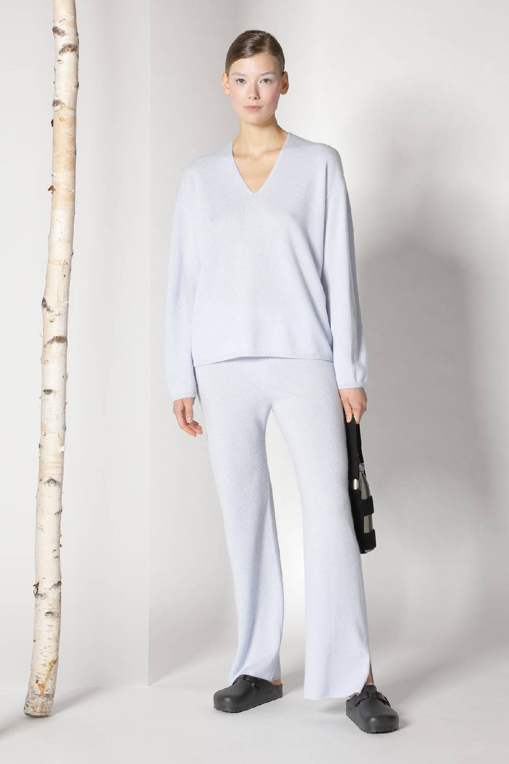 Sminfinity Pure Cape Turtle + Pure V Jumper + Pure Slitted Pants