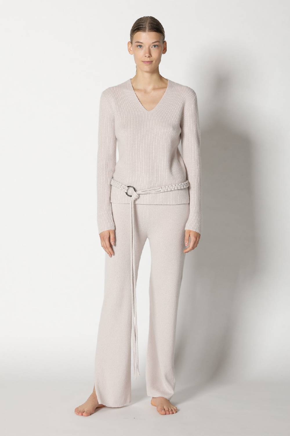 Sminfinity pure fitted rib V neck + pure slitted pants + hang loose ring belt