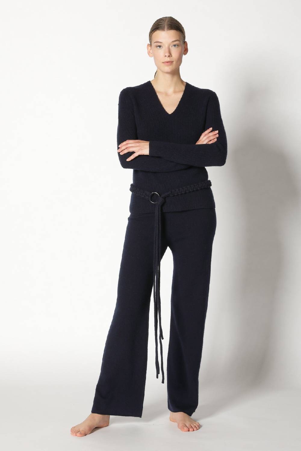 Sminfinity Pure Fitted V Neck + Pure Slitted Pants + Hang Loose Ring Belt