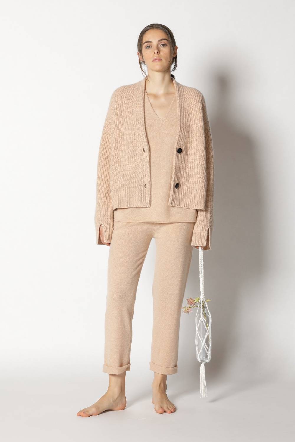 Sminfinity pure V neck + icon rib cardigan + pure boat pants